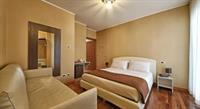 גרדונה ריביירה Atelier Hotel Classic מראה חיצוני תמונה