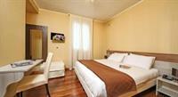 גרדונה ריביירה Atelier Hotel Classic מראה חיצוני תמונה
